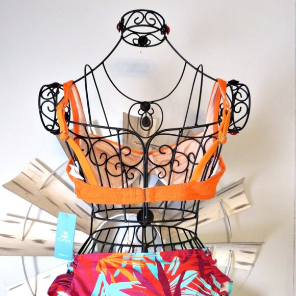 NWT‎ Cupshe Tropical Print 2 Pcs Bikini Swimsuit Size Medium - Picture 5 of 8